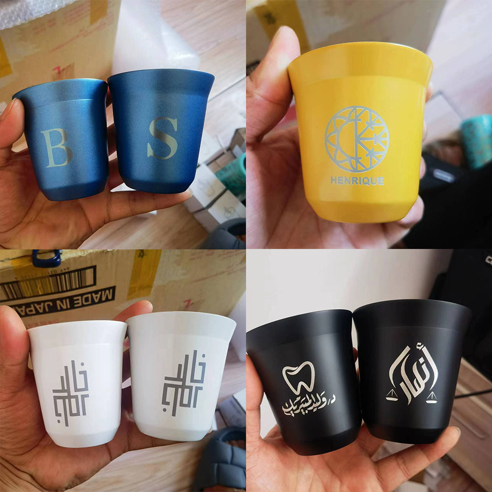 Canecas de Espresso Isoladas d - Coffee Tea Logo avaliação e preço
